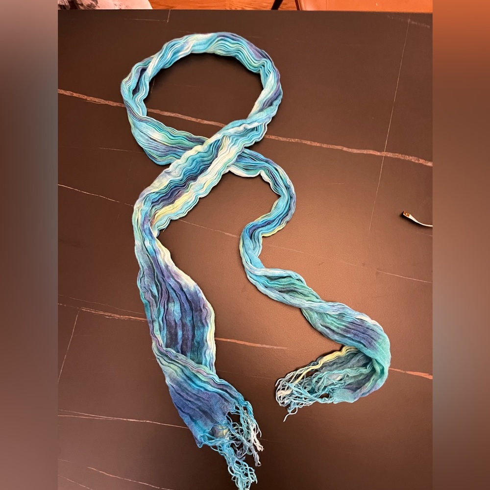 Multicolor Wavy Scarf